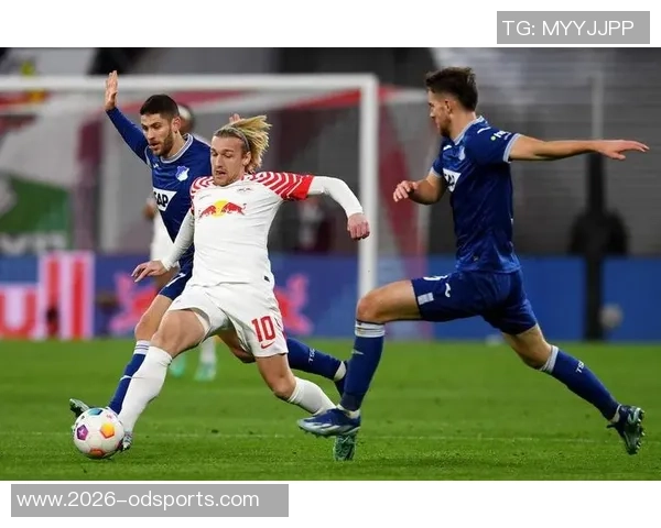 德甲分析:莱比锡主场迎战勒沃库森霍芬海姆全力争胜斯图加特 德甲分析:莱比锡主场迎战勒沃库森霍芬海姆全力争胜斯图加特