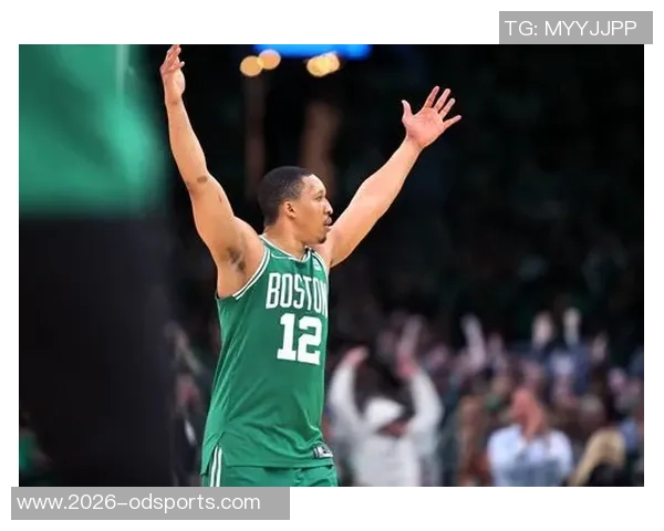 格兰特复出表现抢眼9投4中斩获16分3助攻2盖帽正负值高达16