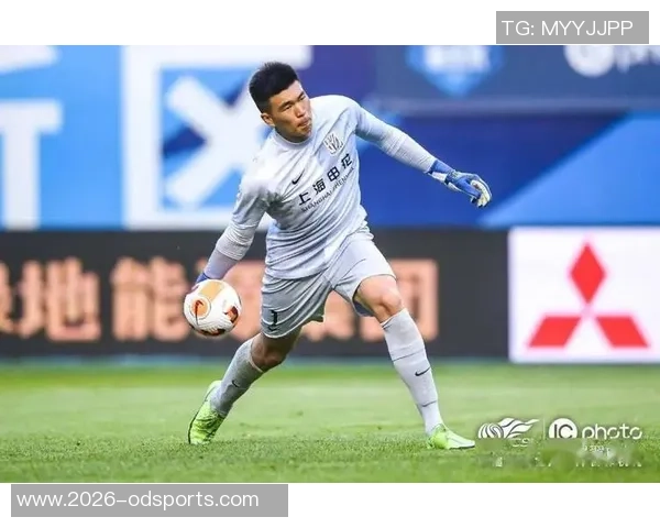 刘若钒加盟海港首季大放异彩五球六助助力夺冠打破两年进球荒 刘若钒加盟海港首季大放异彩五球六助助力夺冠打破两年进球荒