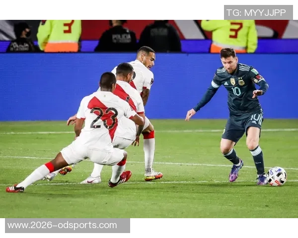 安布称赞劳塔罗为国米形象代言人展现球队拼搏精神的典范 安布称赞劳塔罗为国米形象代言人展现球队拼搏精神的典范